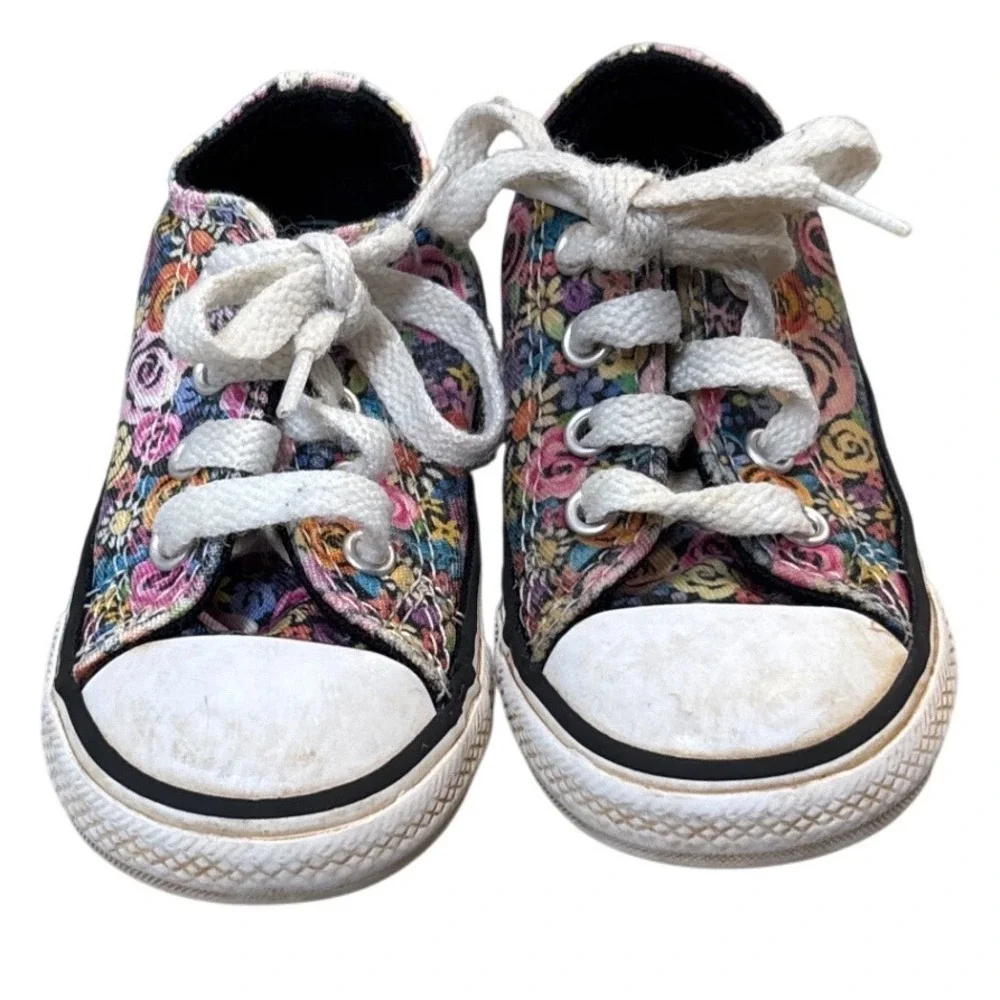 Converse Chuck Taylor All Star Infant Size 5 Floral Low Top Sneakers 771303F